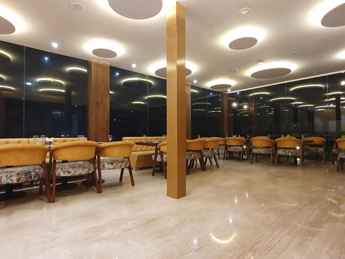 The Moziac Hotel 괄리오르 외부 사진